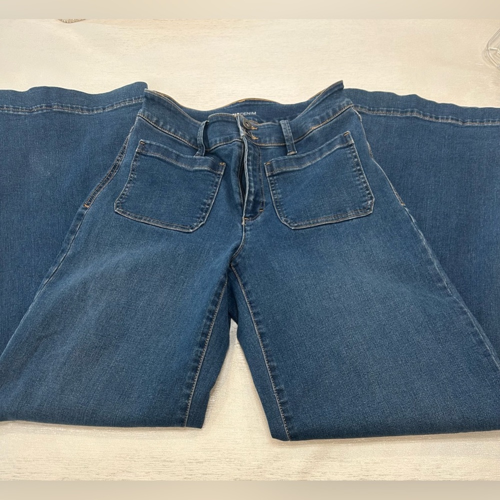 INC International Concepts INC Jeans , wide Leg , high waisted Size 4/27